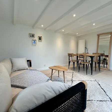 Paisible Chaumiere Normande Proche Bourg - Jardin - Campagne Tatil Evi *