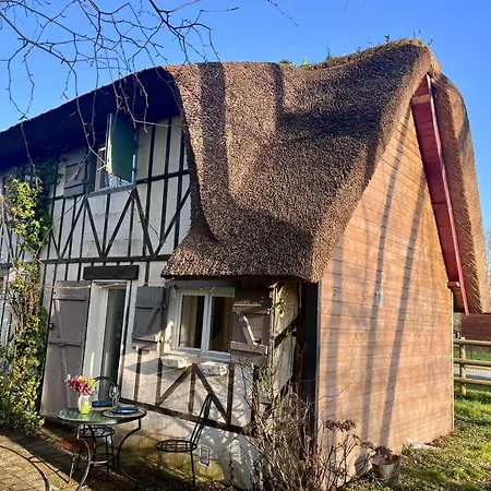 Holiday home Paisible Chaumiere Normande Proche Bourg - Jardin - Campagne *